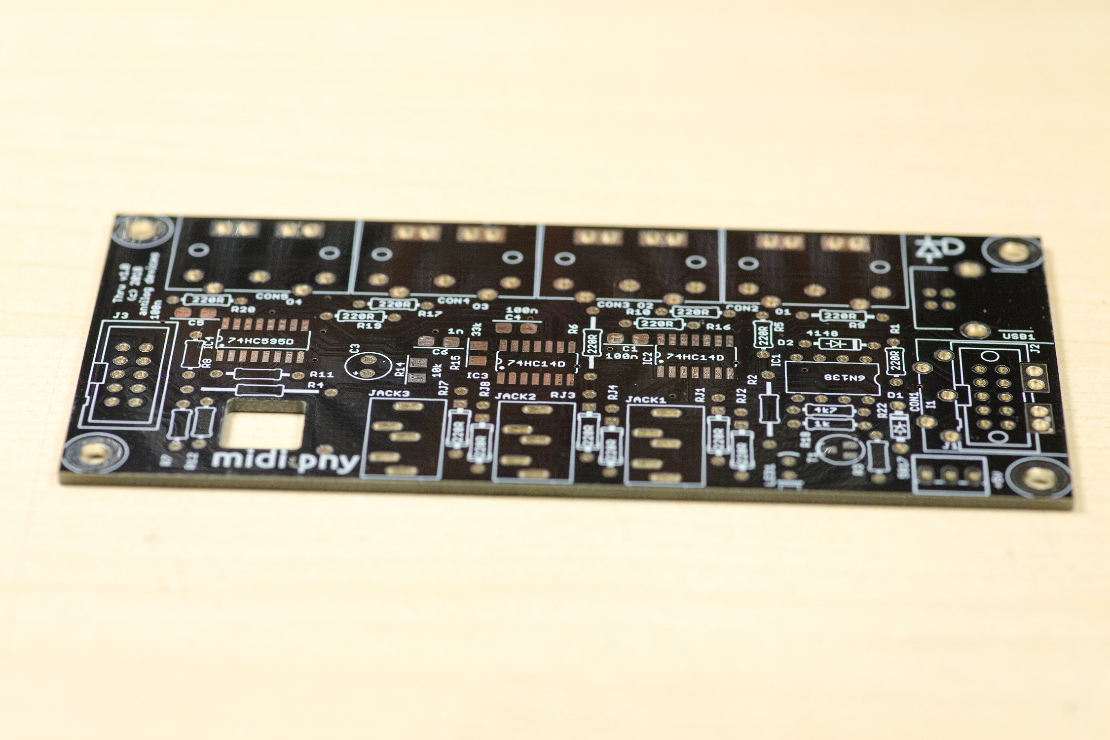 midiphy - MULTI MIDI THRU PCB (Revision A) - MIDIbox shop, DIY MIDI ...
